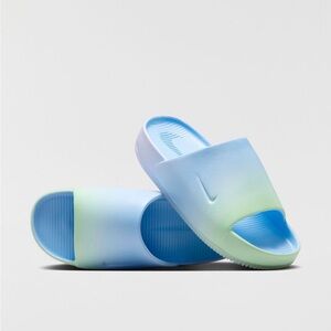 Nike calm SE slides